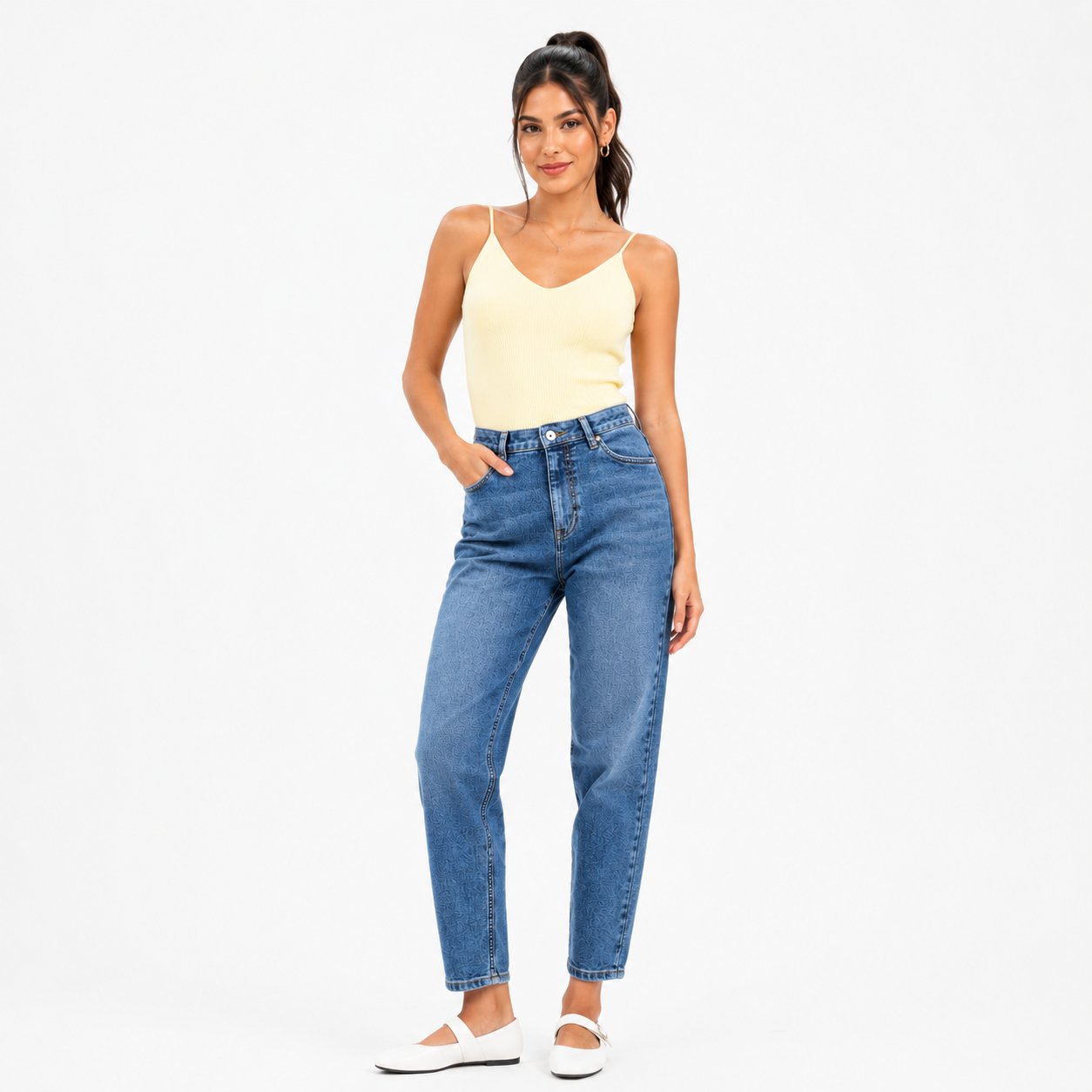 A-Flash look — women's mom fit